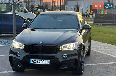 Позашляховик / Кросовер BMW X6 2017 в 