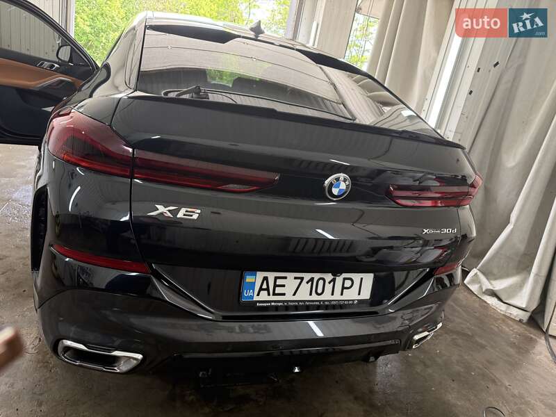 Внедорожник / Кроссовер BMW X6 2021 в Днепре