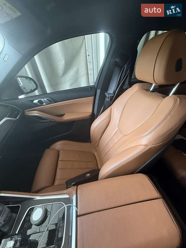 Внедорожник / Кроссовер BMW X6 2021 в Днепре