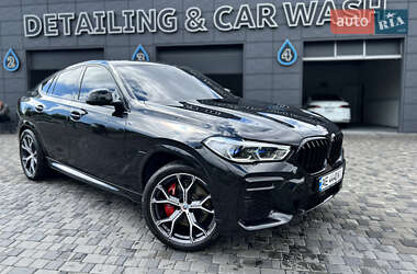 Позашляховик / Кросовер BMW X6 2022 в 