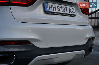 Внедорожник / Кроссовер BMW X6 2018 в 