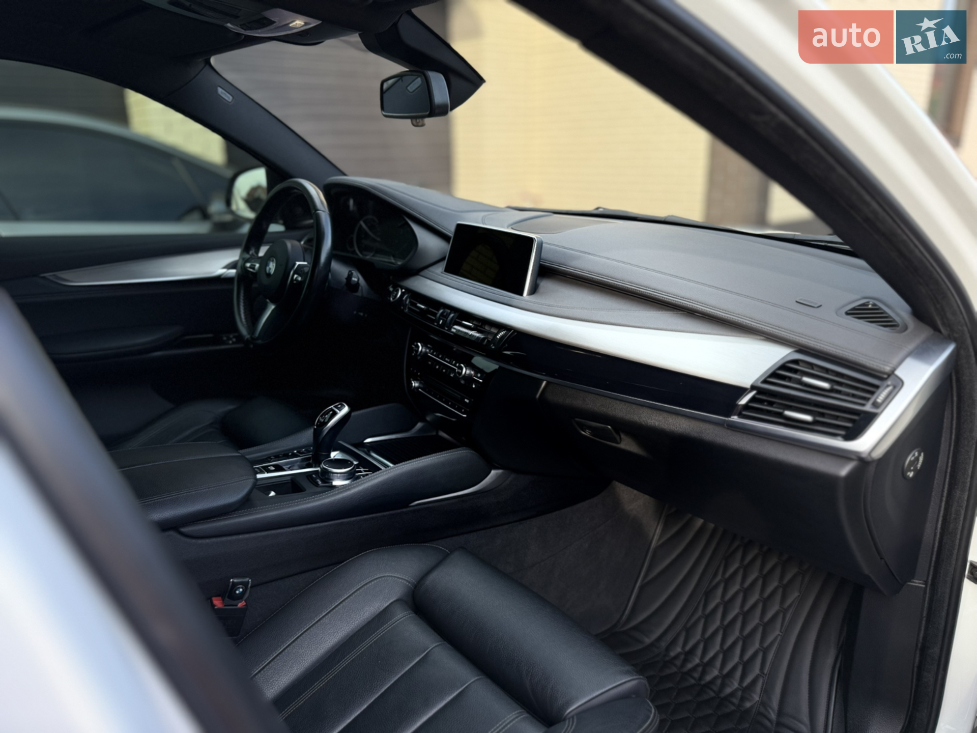 2017 BMW X6 - мініатюра 23