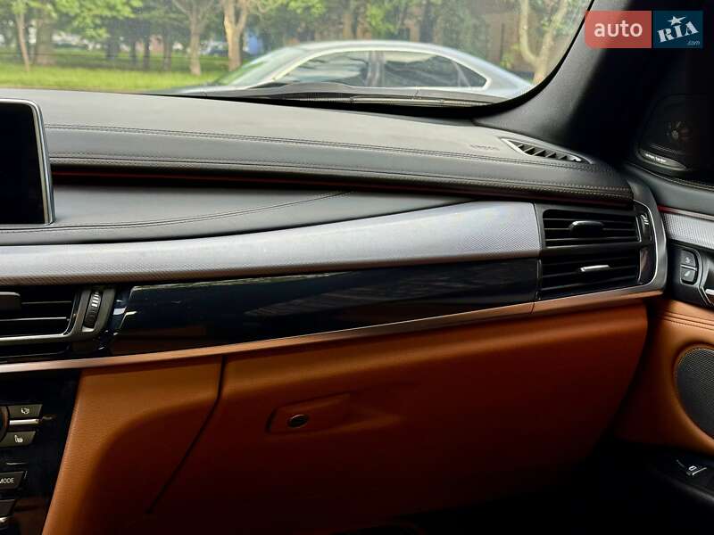 Внедорожник / Кроссовер BMW X6 2017 в Одессе