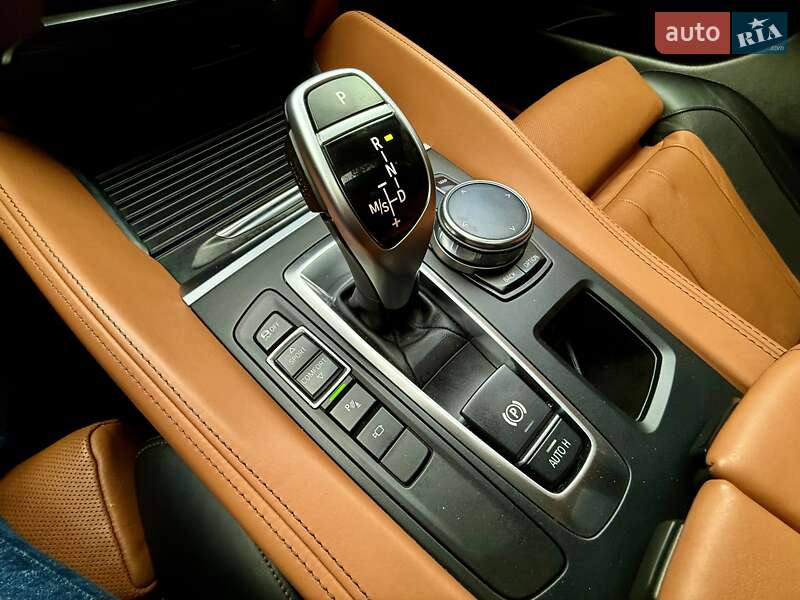 Внедорожник / Кроссовер BMW X6 2017 в Одессе