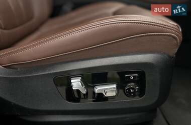 Внедорожник / Кроссовер BMW X6 2021 в 