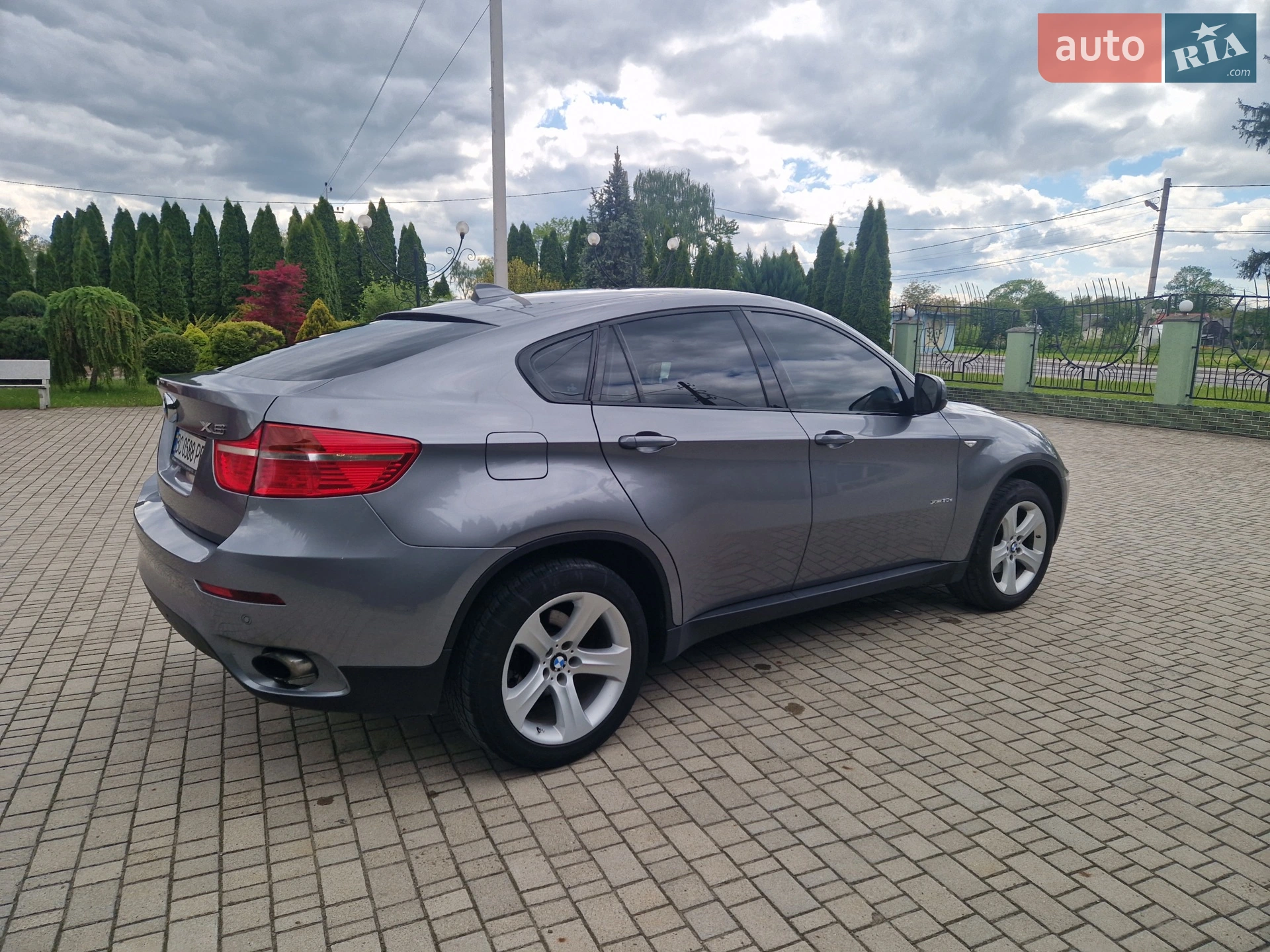 2010 BMW X6 - мініатюра 23