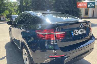 Позашляховик / Кросовер BMW X6 2012 в 
