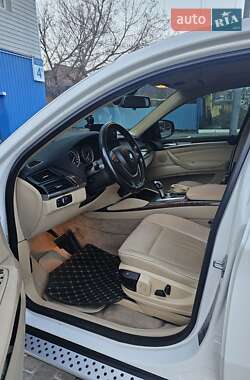 Внедорожник / Кроссовер BMW X6 2012 в 