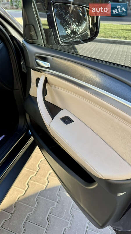 Позашляховик / Кросовер BMW X6 2011 в Києві