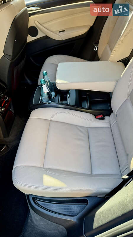 Позашляховик / Кросовер BMW X6 2011 в Києві