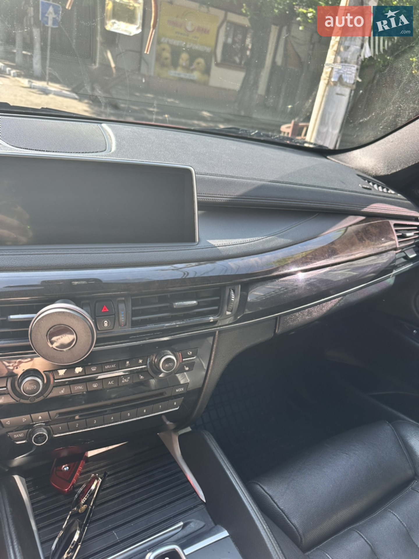 2015 BMW X6 - мініатюра 16