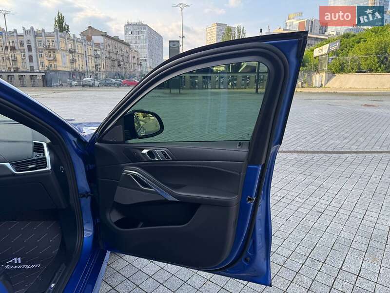 Внедорожник / Кроссовер BMW X6 2019 в Киеве