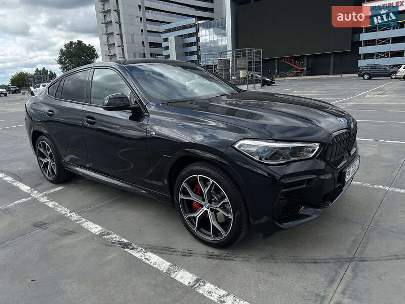 Внедорожник / Кроссовер BMW X6 2022 в Киеве