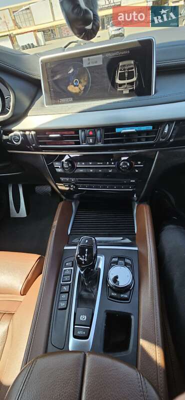 Внедорожник / Кроссовер BMW X6 2015 в Черновцах