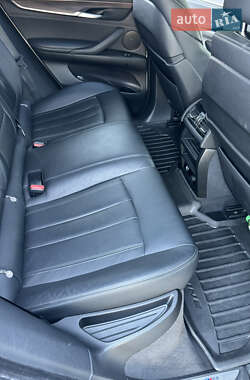 Позашляховик / Кросовер BMW X6 2017 в 
