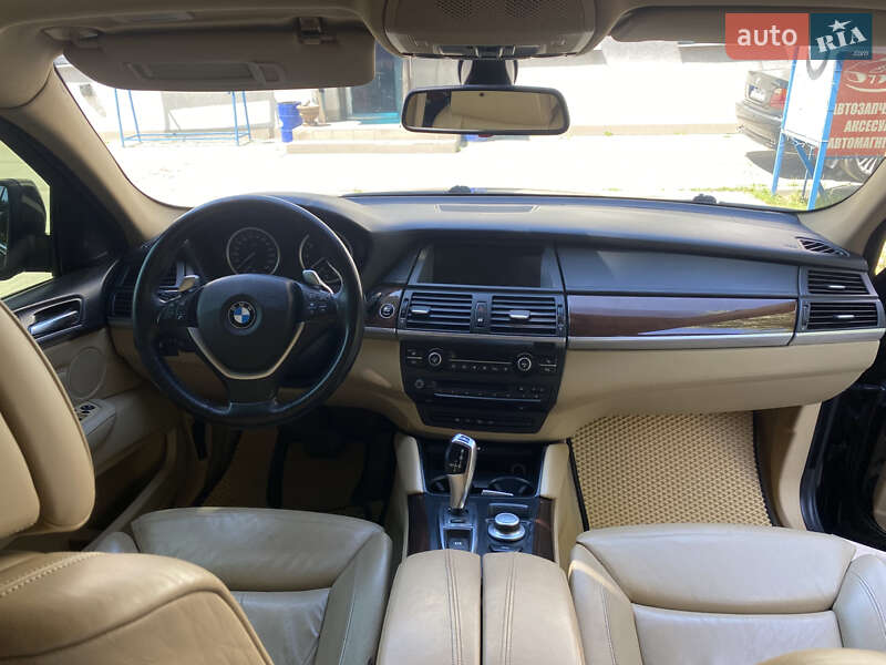 Внедорожник / Кроссовер BMW X6 2008 в Дунаевцах
