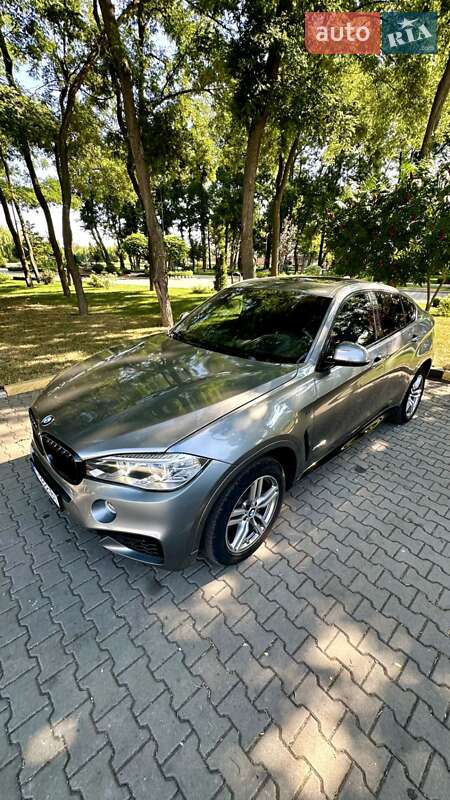 Позашляховик / Кросовер BMW X6 2016 в Києві