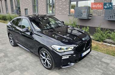 Позашляховик / Кросовер BMW X6 2020 в 