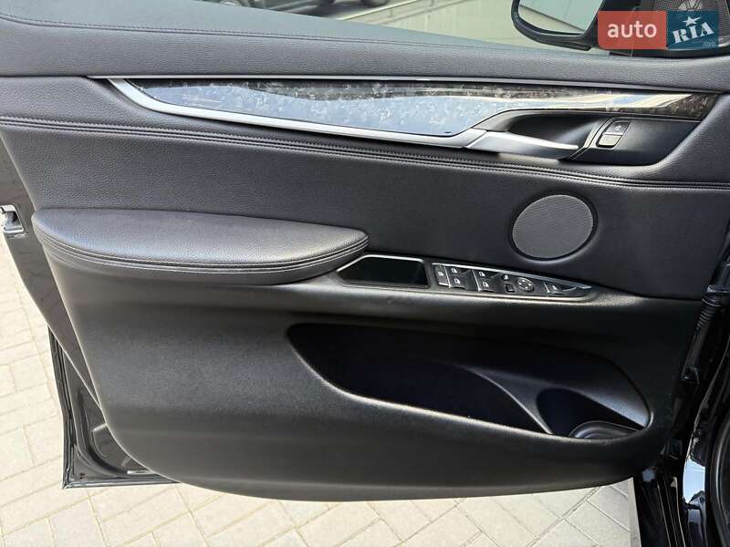 Внедорожник / Кроссовер BMW X6 2017 в Одессе