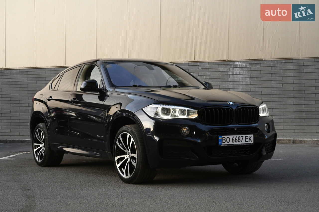 Продаю власний автомобіль в гарному стані. Машина повністю обслужена. Всі ТО  все підтверджено з початку. Додаткових витрат не потребує. Нові зимові шини 24р. Два комплекти ковриків. Два ключі. Заводський М пакет, чорний дах з люком, максимальна комплектація, спорт сидіння, дотяжки....
