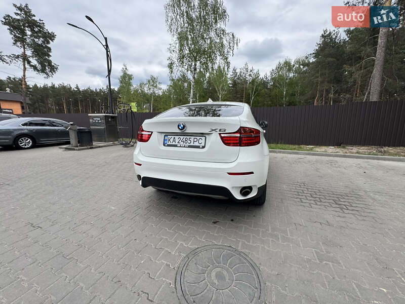 Внедорожник / Кроссовер BMW X6 2012 в Буче