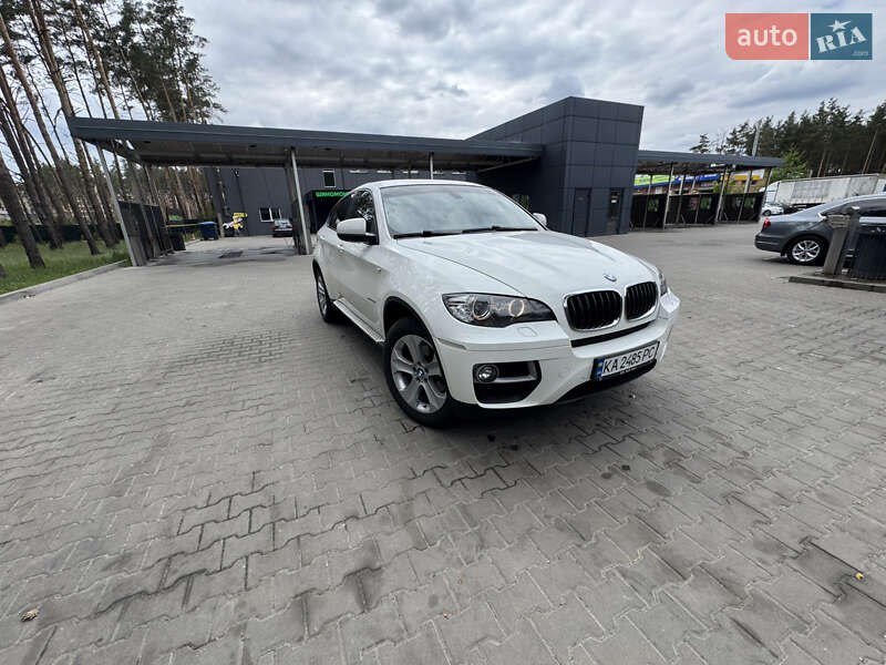 Внедорожник / Кроссовер BMW X6 2012 в Буче