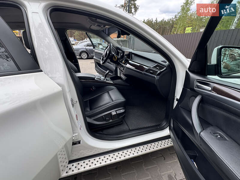 Внедорожник / Кроссовер BMW X6 2012 в Буче