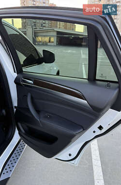 Внедорожник / Кроссовер BMW X6 2011 в 