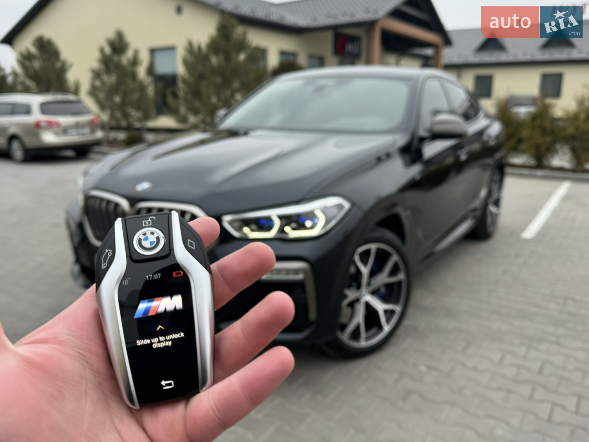 2020 BMW X6 - мініатюра 2
