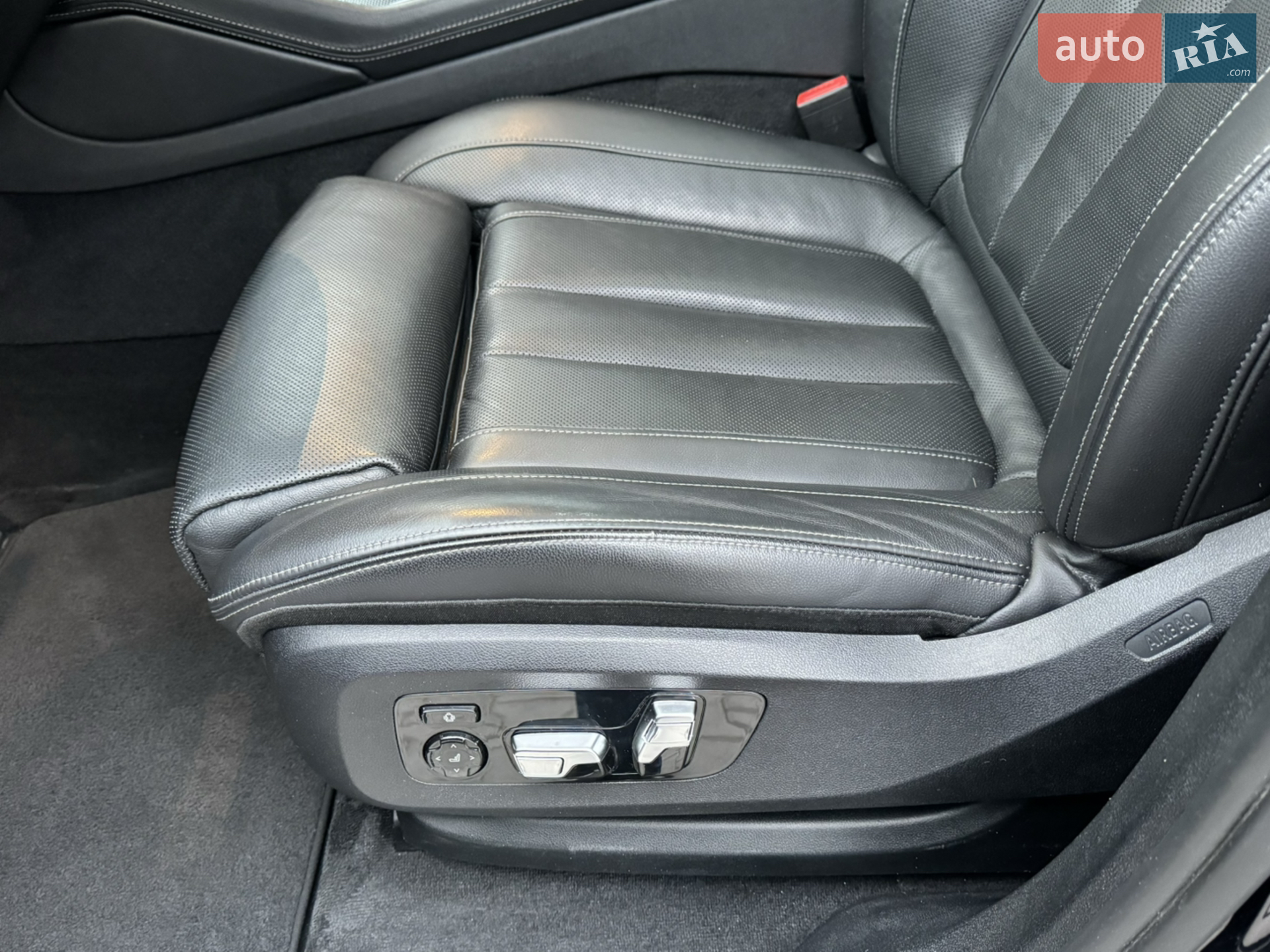 2020 BMW X6 - мініатюра 27