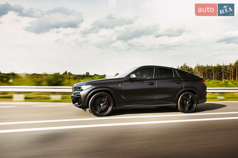 Внедорожник / Кроссовер BMW X6 2022 в Киеве