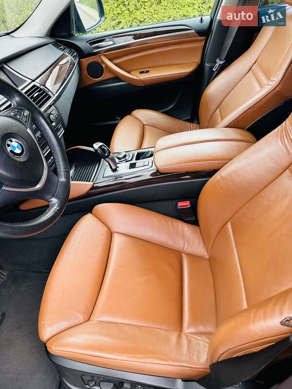 Внедорожник / Кроссовер BMW X6 2013 в Киеве