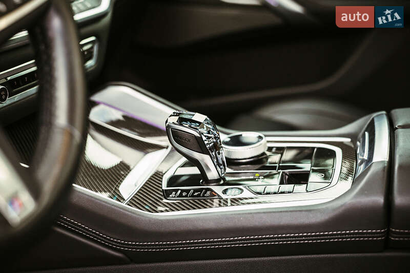 Внедорожник / Кроссовер BMW X6 2022 в Киеве