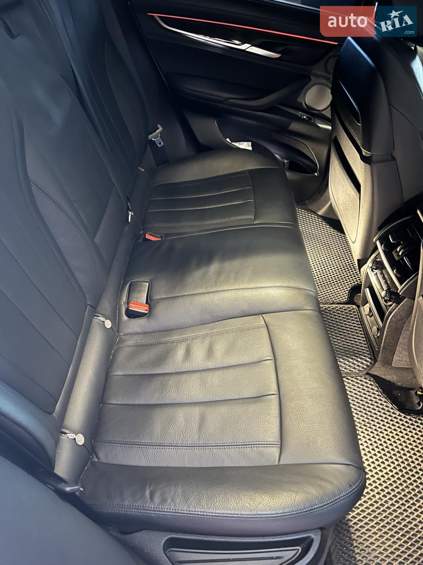 2015 BMW X6 - мініатюра 18