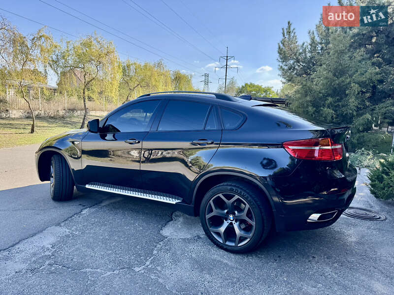 Позашляховик / Кросовер BMW X6 2012 в Кам'янському