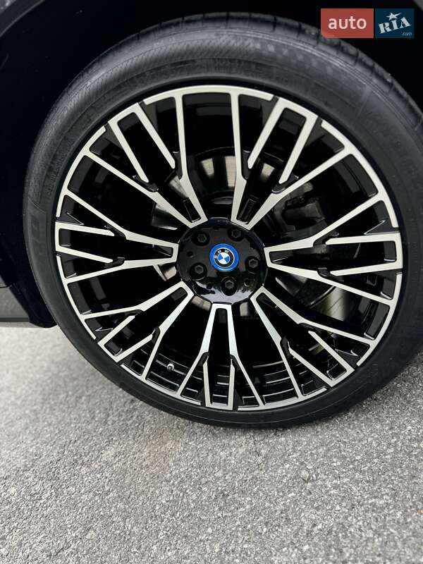 Внедорожник / Кроссовер BMW X6 2024 в Трускавце