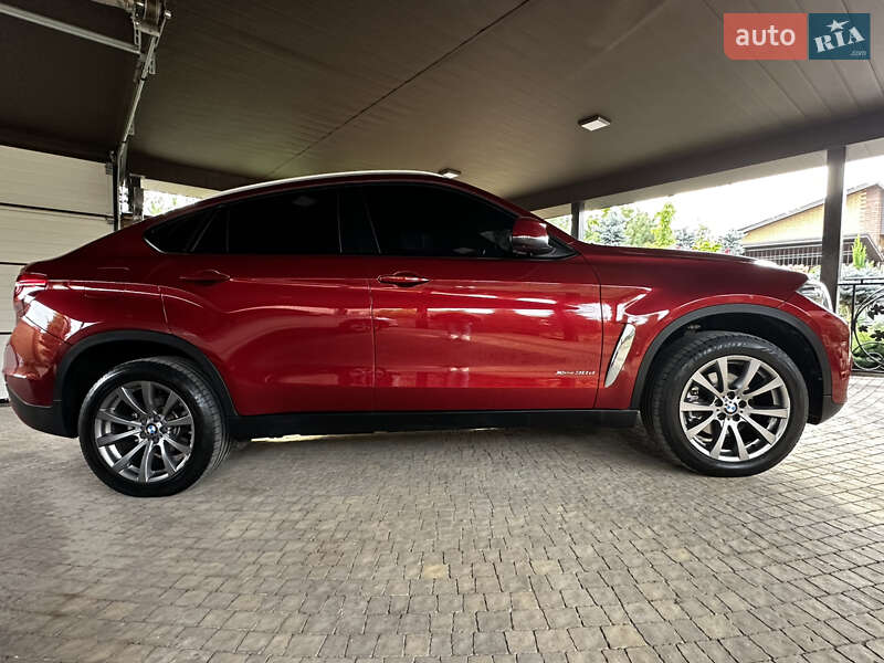 Позашляховик / Кросовер BMW X6 2015 в Харкові