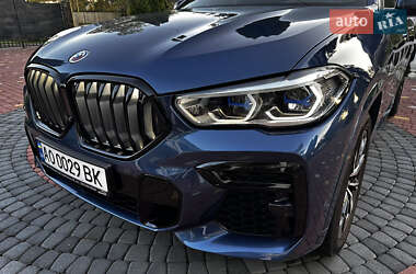 Позашляховик / Кросовер BMW X6 2022 в 