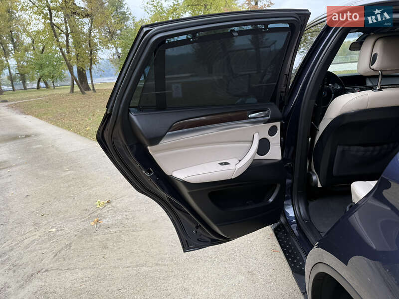 Позашляховик / Кросовер BMW X6 2011 в Києві