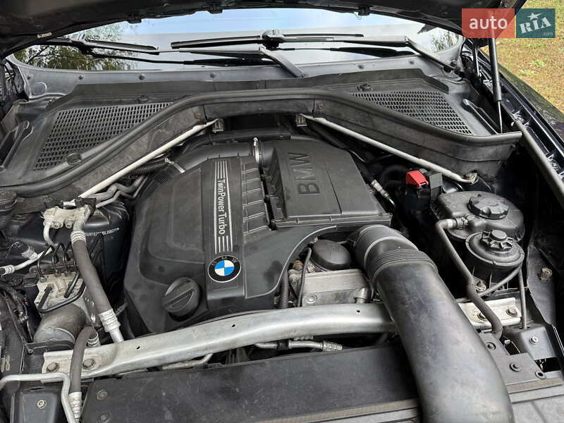 Позашляховик / Кросовер BMW X6 2011 в Києві