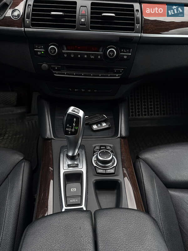 Внедорожник / Кроссовер BMW X6 2010 в Тячеве фото 29 Внедорожник / Кроссовер BMW X6 2010 в Тячеве