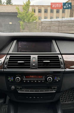 Позашляховик / Кросовер BMW X6 2010 в 