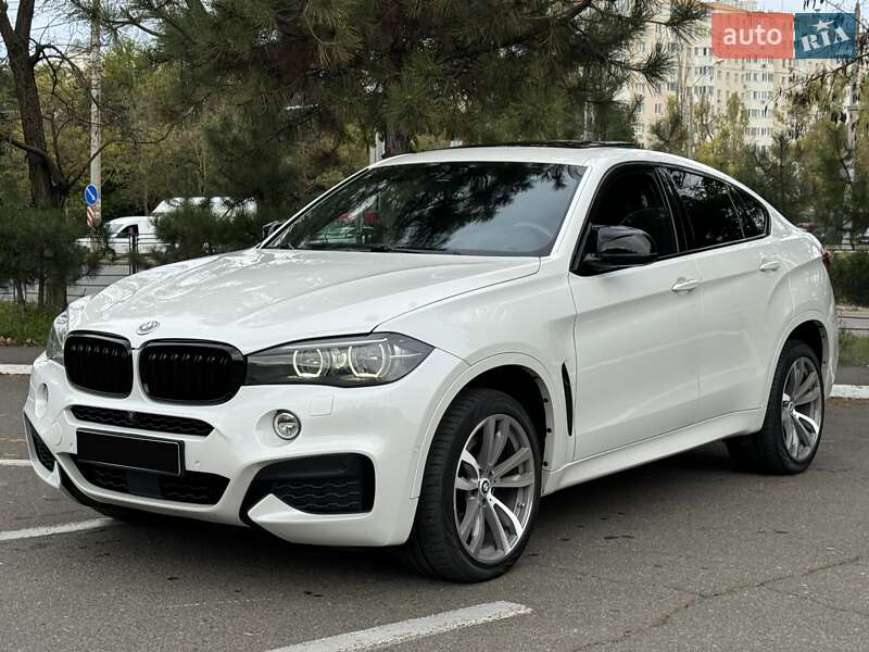 Внедорожник / Кроссовер BMW X6 2015 в Одессе