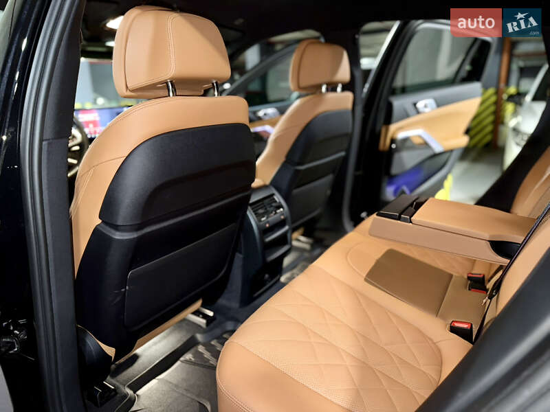 Внедорожник / Кроссовер BMW X6 2023 в Киеве