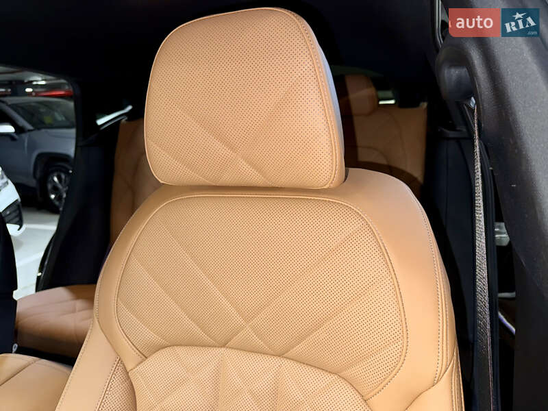 Внедорожник / Кроссовер BMW X6 2023 в Киеве