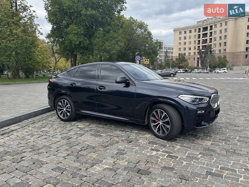 Внедорожник / Кроссовер BMW X6 2022 в Харькове