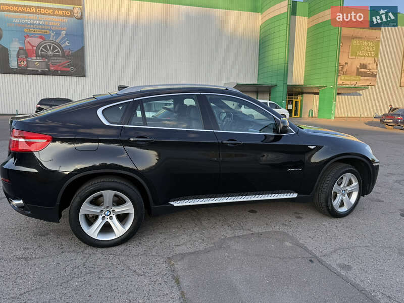 Внедорожник / Кроссовер BMW X6 2010 в Николаеве