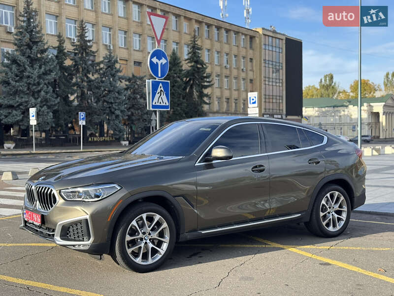 Внедорожник / Кроссовер BMW X6 2021 в Ужгороде