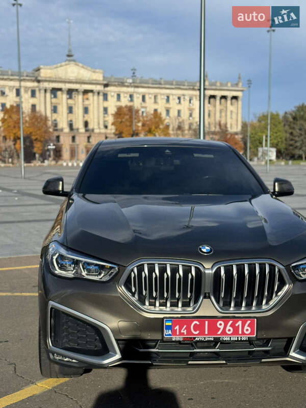 Внедорожник / Кроссовер BMW X6 2021 в Ужгороде