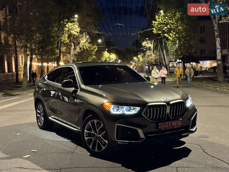 Внедорожник / Кроссовер BMW X6 2021 в Ужгороде